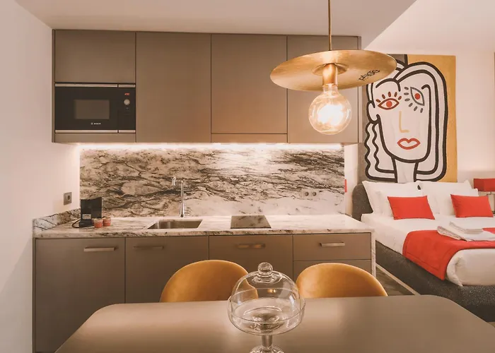 Couette-café Viterbo'8 - Bonjardim 4*