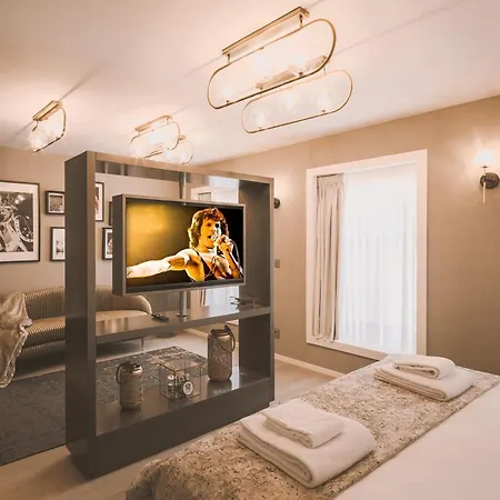 Viterbo'8 - Bonjardim Bed & Breakfast Oporto