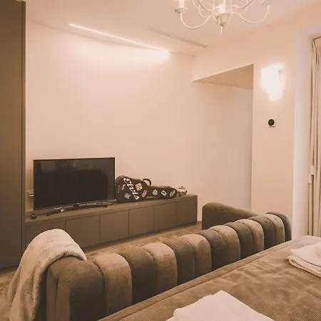 Viterbo'8 - Bonjardim לינה וארוחת בוקר 4*