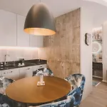 Viterbo'8 - Bonjardim Bed and Breakfast