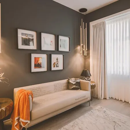 Viterbo'8 - Bonjardim Bed & Breakfast