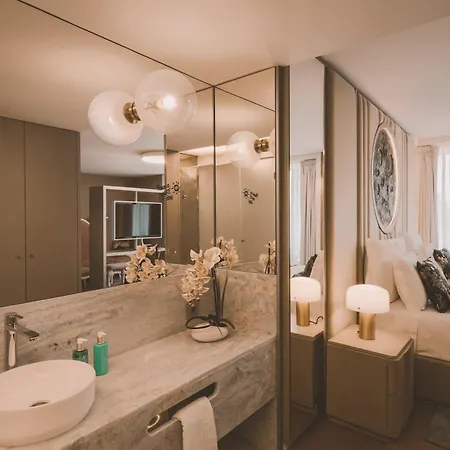 Nocleg ze śniadaniem Viterbo'8 - Bonjardim 4*