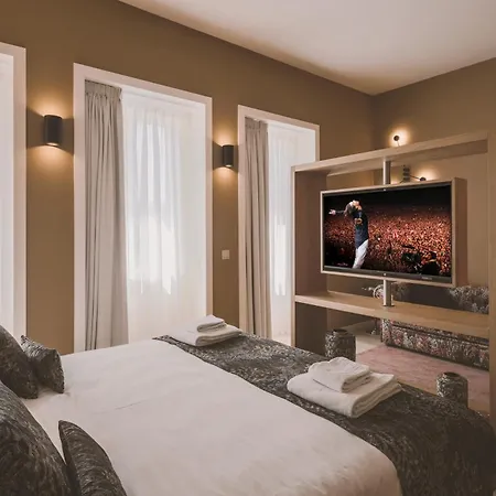 Nocleg ze śniadaniem Viterbo'8 - Bonjardim 4*